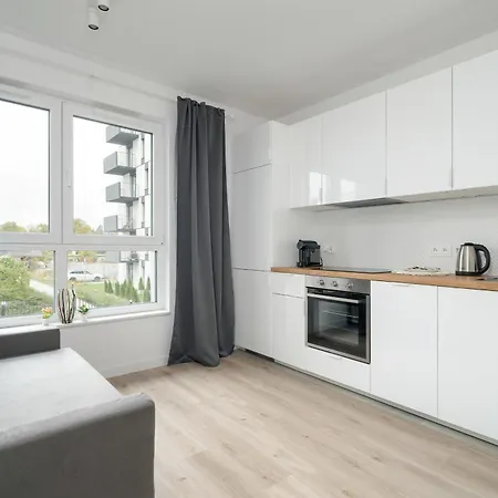 Nowoczesny Dla 2 Doroslych I 2 Dzieci Parking By Renters Apartment Posen